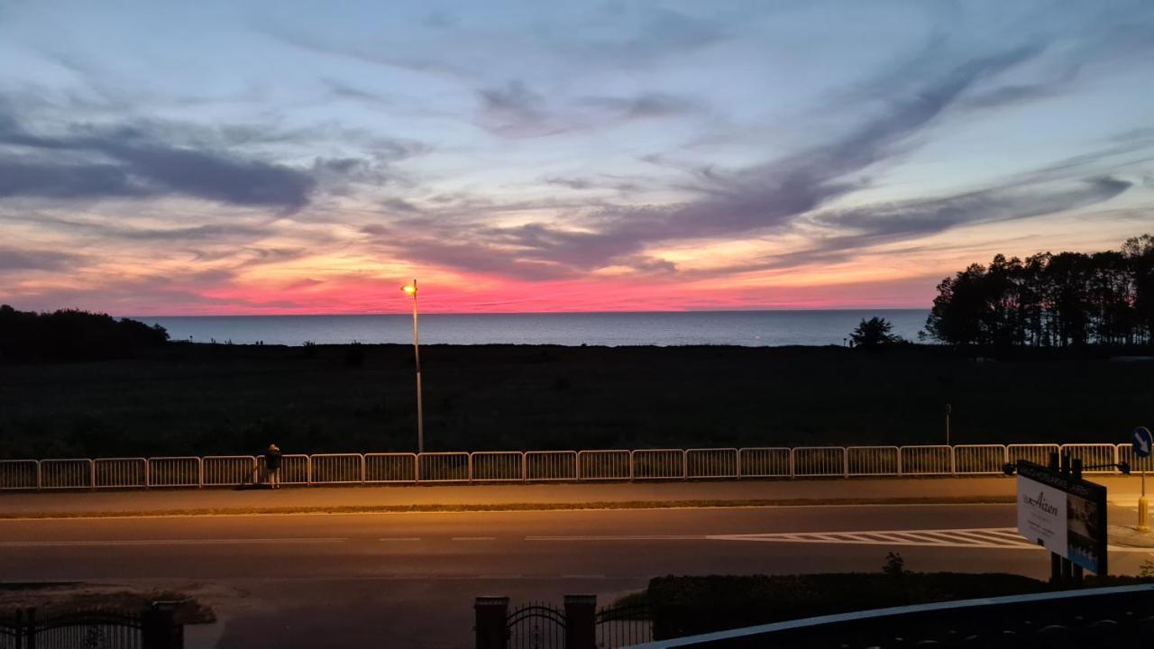 Hotel Dw Airen Trzęsacz Esterno foto