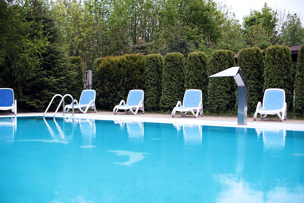 Hotel Dw Airen Trzęsacz Esterno foto