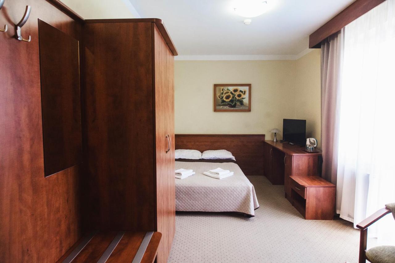 Hotel Dw Airen Trzęsacz Esterno foto