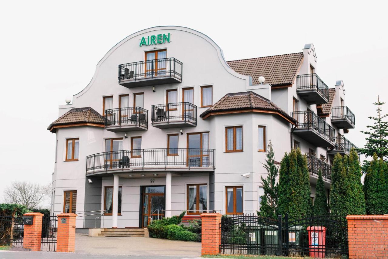 Hotel Dw Airen Trzęsacz Esterno foto