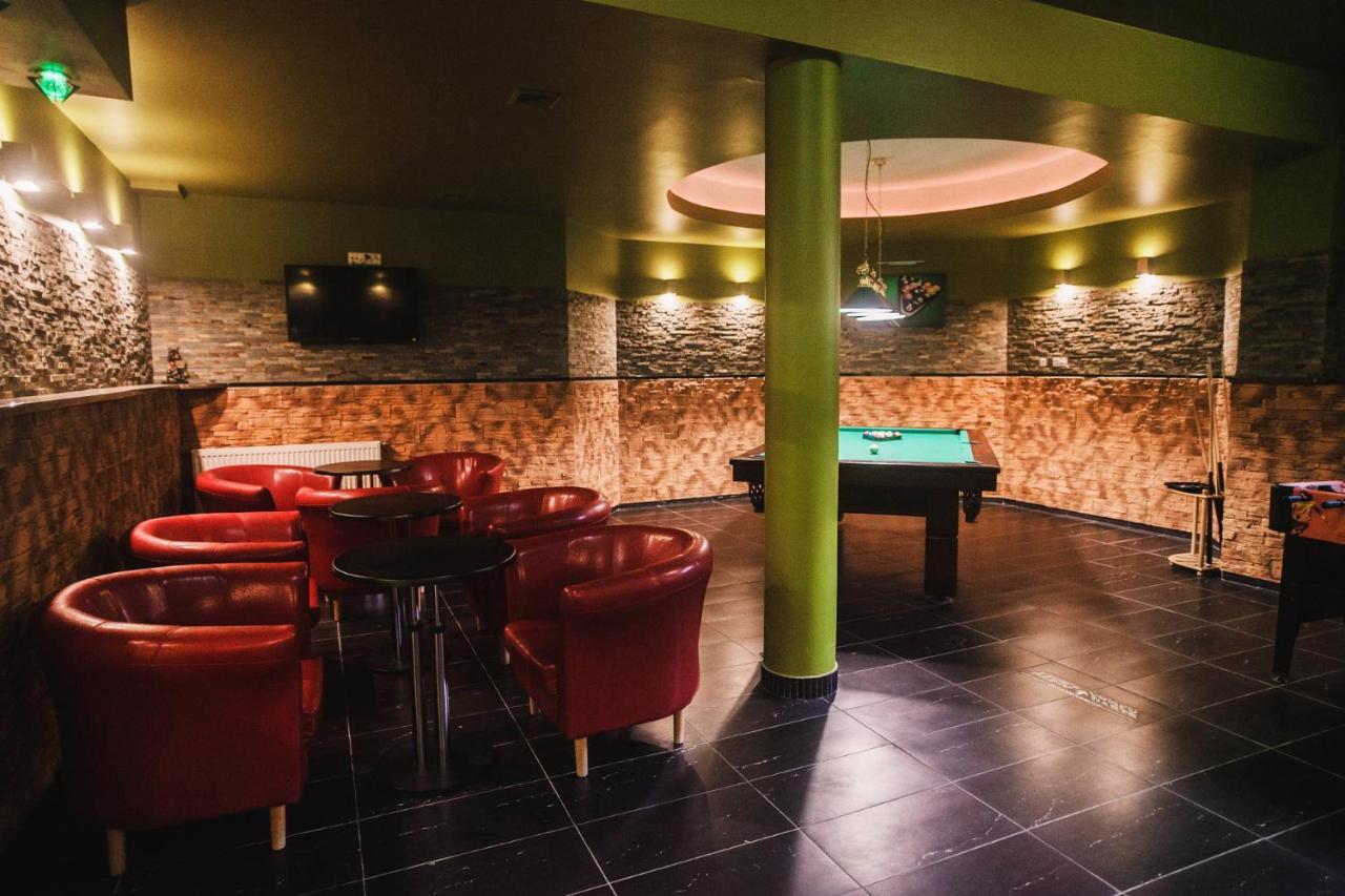 Hotel Dw Airen Trzęsacz Esterno foto