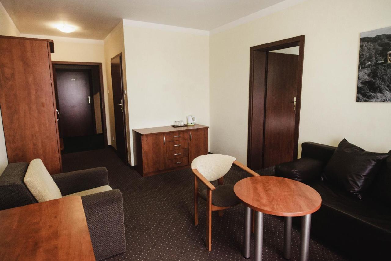 Hotel Dw Airen Trzęsacz Esterno foto